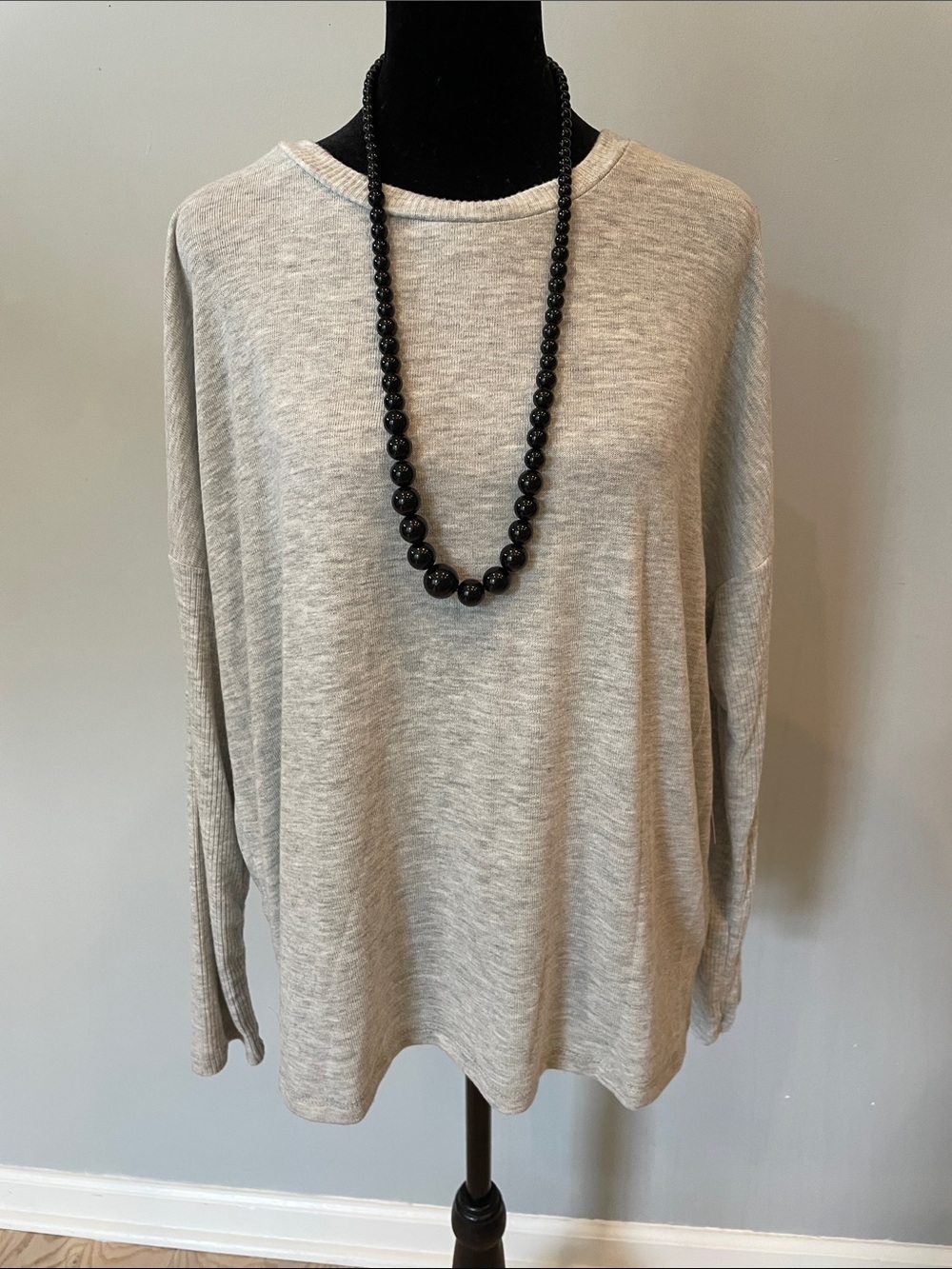 Light Gray Women’s Long Sleeve lightweight  Top new small